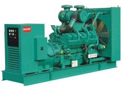遂平康明斯728KW发电机组出租